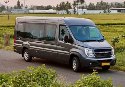 17 Seater Urbania Traveller Rental Service