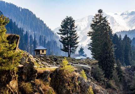 Srinagar – Sonamarg & Gulmarg Escape