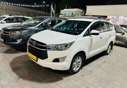 Innova Crysta Cabs