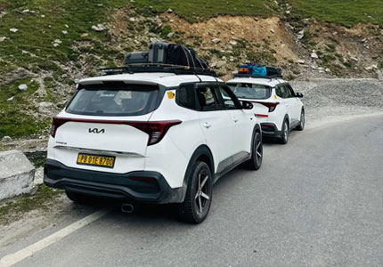 Kia Carens Cabs