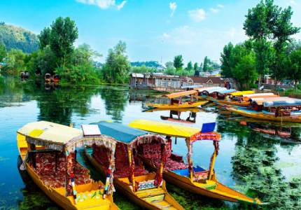 Srinagar–Gulmarg–Pahalgam Leisure Holiday