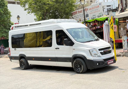 17 Seater Urbania Traveller Rental Service